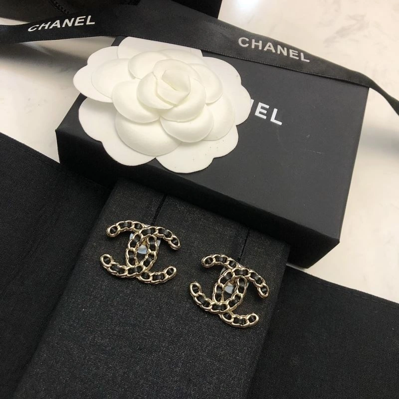 Snug Chanel Earrings 225931