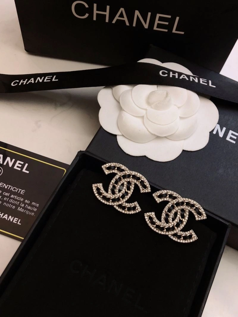Chanel Earrings Breathable 225914