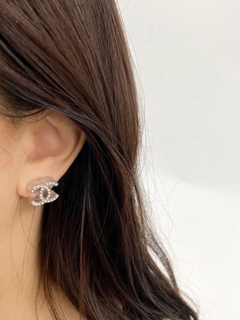 Chanel Earrings Unisex 225921