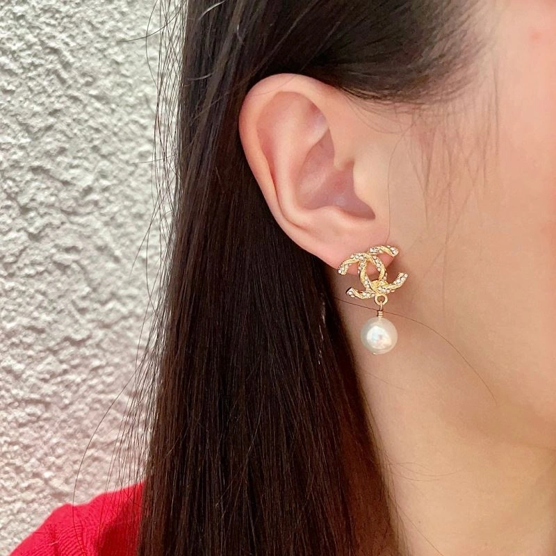 Tailored Chanel Earrings 225907