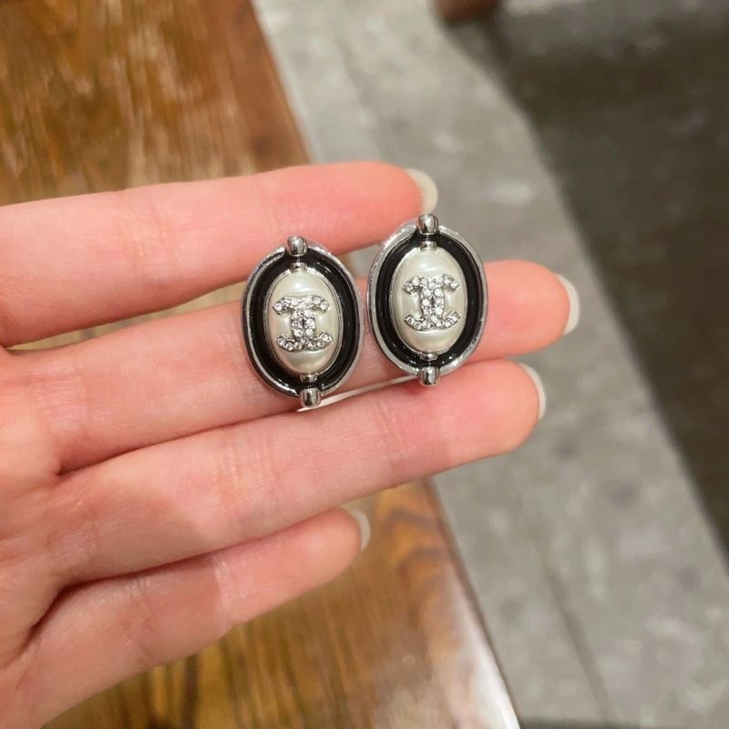 Chanel Earrings Tailored 225954