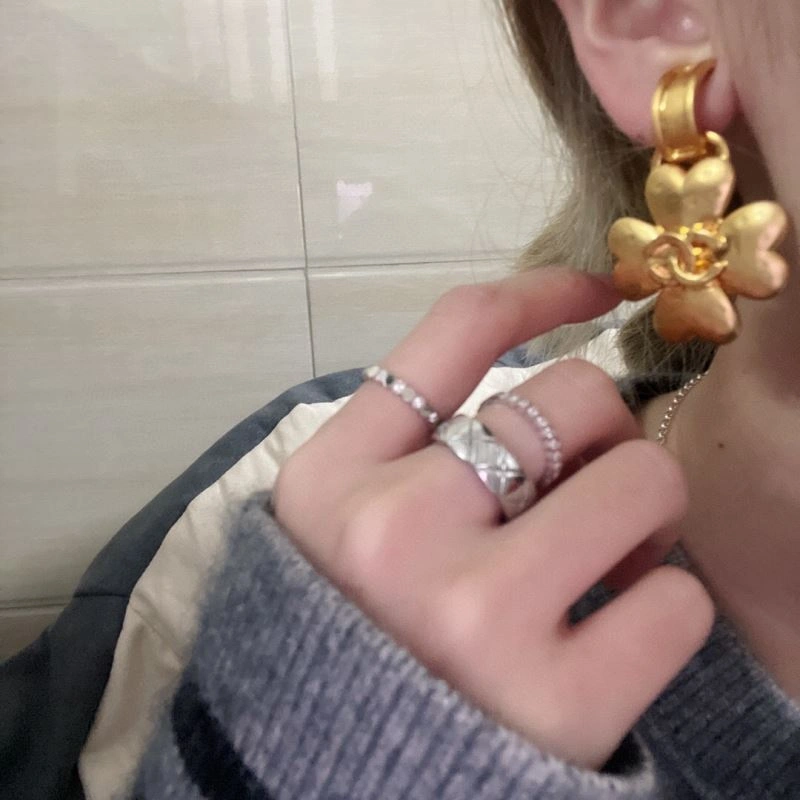 TechFriendly Chanel Earrings 225897