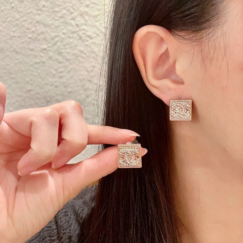 Packable Chanel Earrings 225901