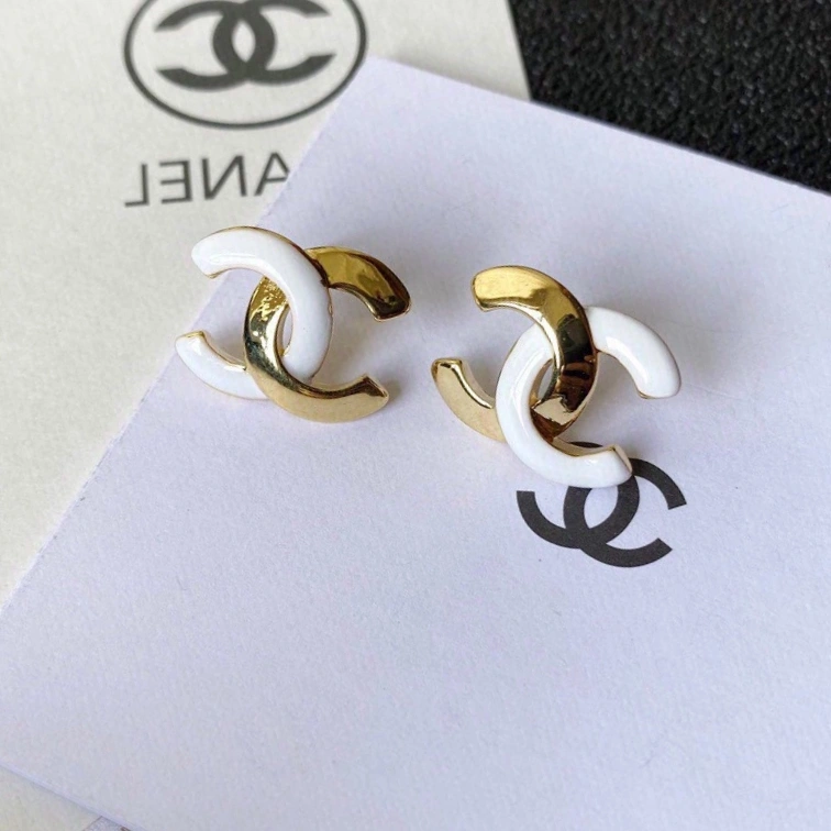 Chanel Earrings Reliable 225913