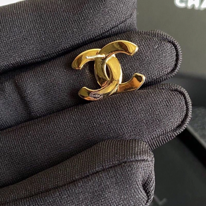 Chanel Earrings Reliable 225913
