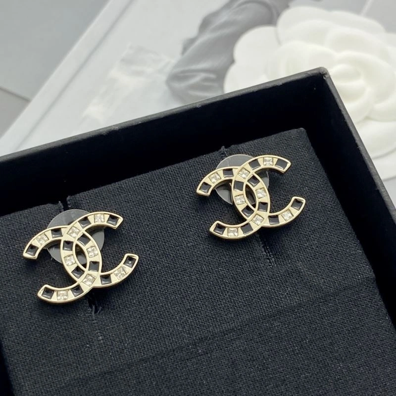 Chanel Earrings Elegant 225885