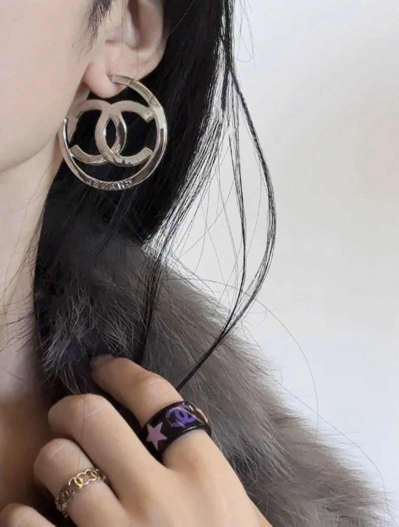 WaterResistant Chanel Earrings 225891