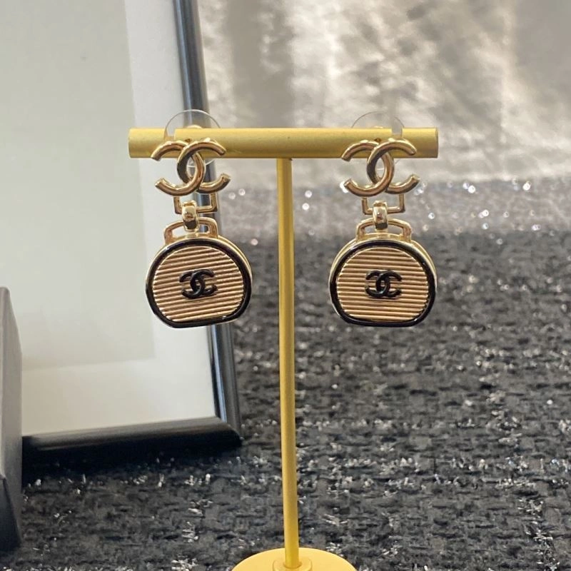 Chanel Earrings TechFriendly 225903
