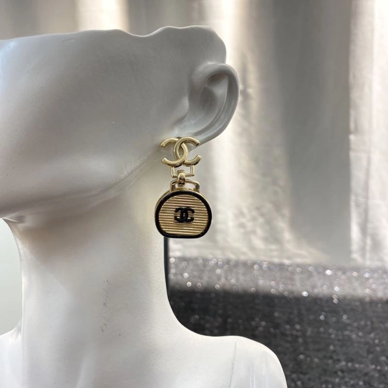 Chanel Earrings TechFriendly 225903