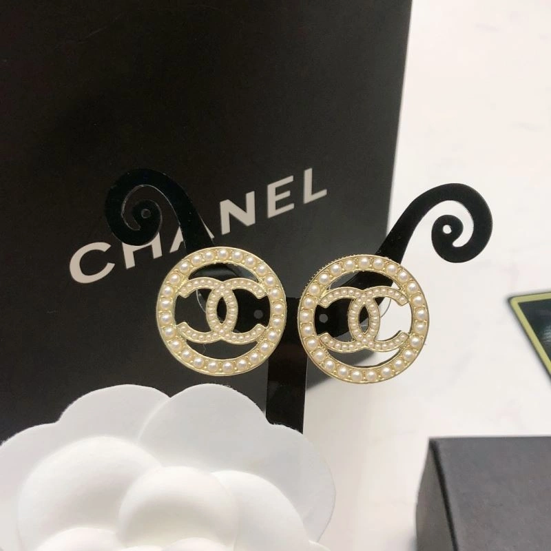 Bright Chanel Earrings 225904