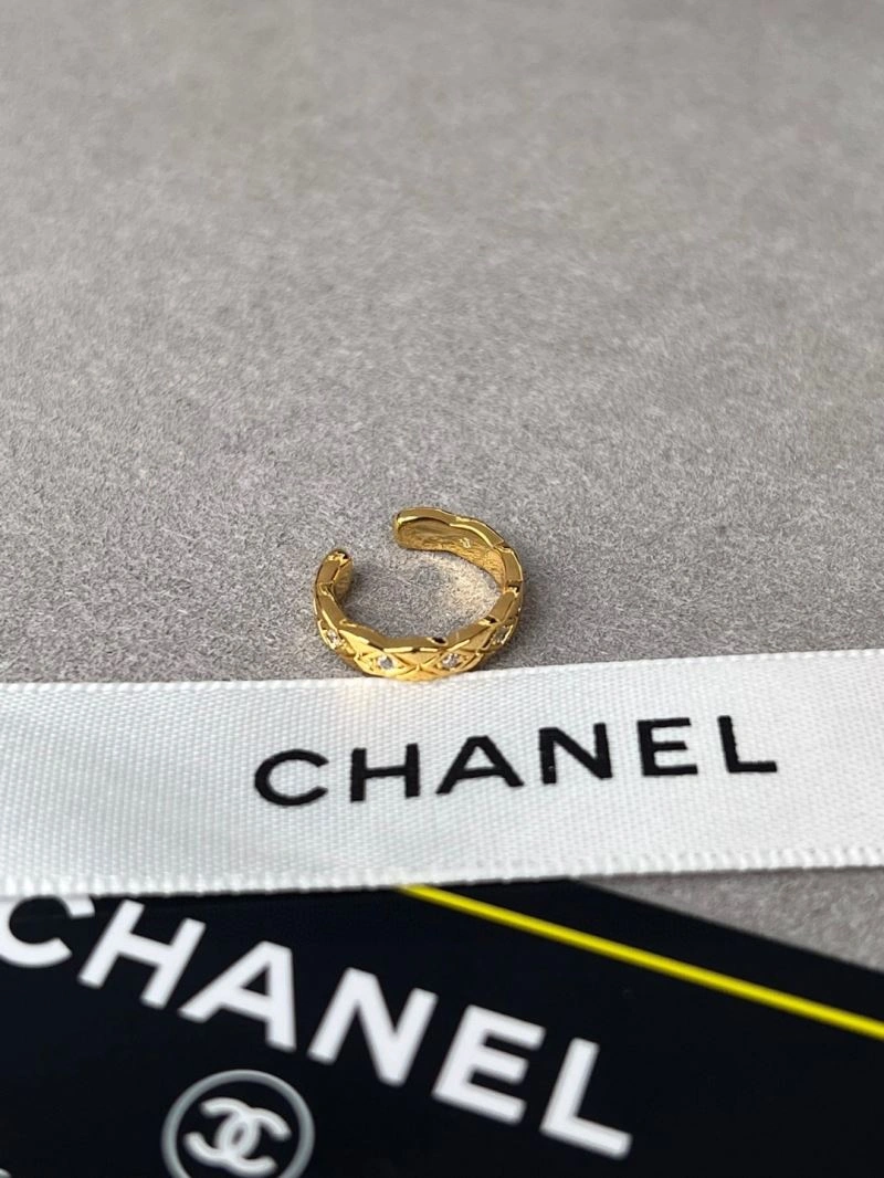 Durable Chanel Earrings 225902
