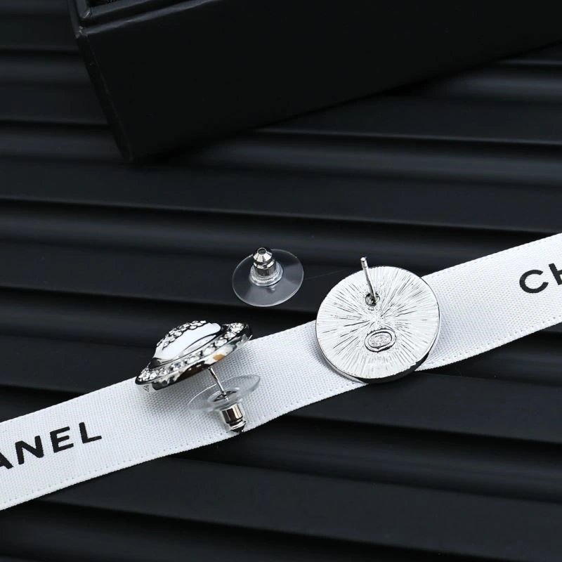 Chanel Earrings Practical 225405