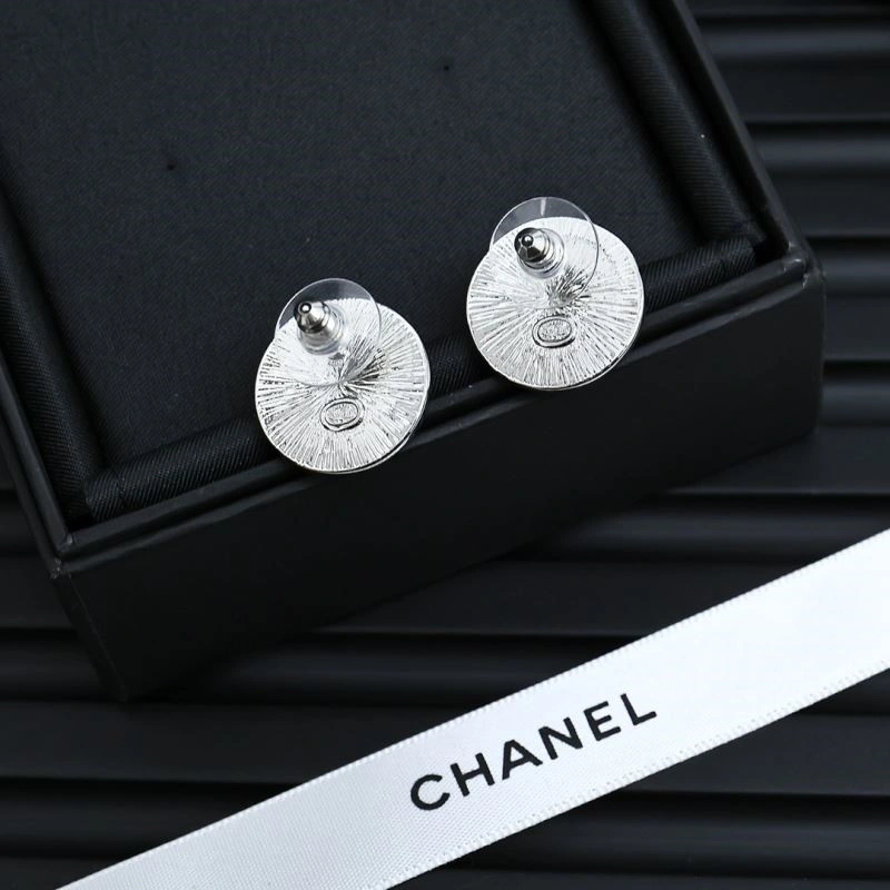 Chanel Earrings Practical 225405