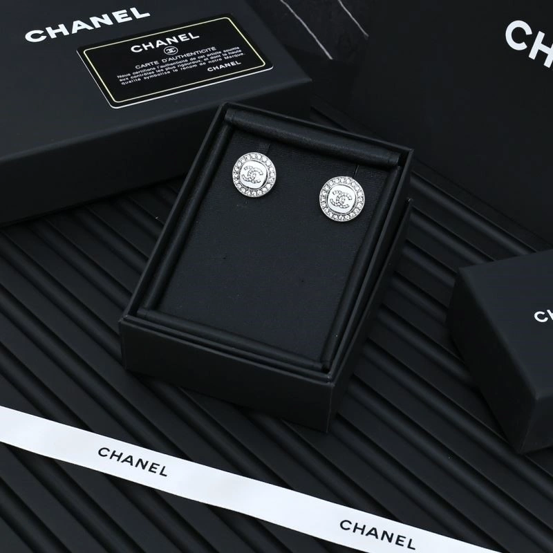 Chanel Earrings Practical 225405