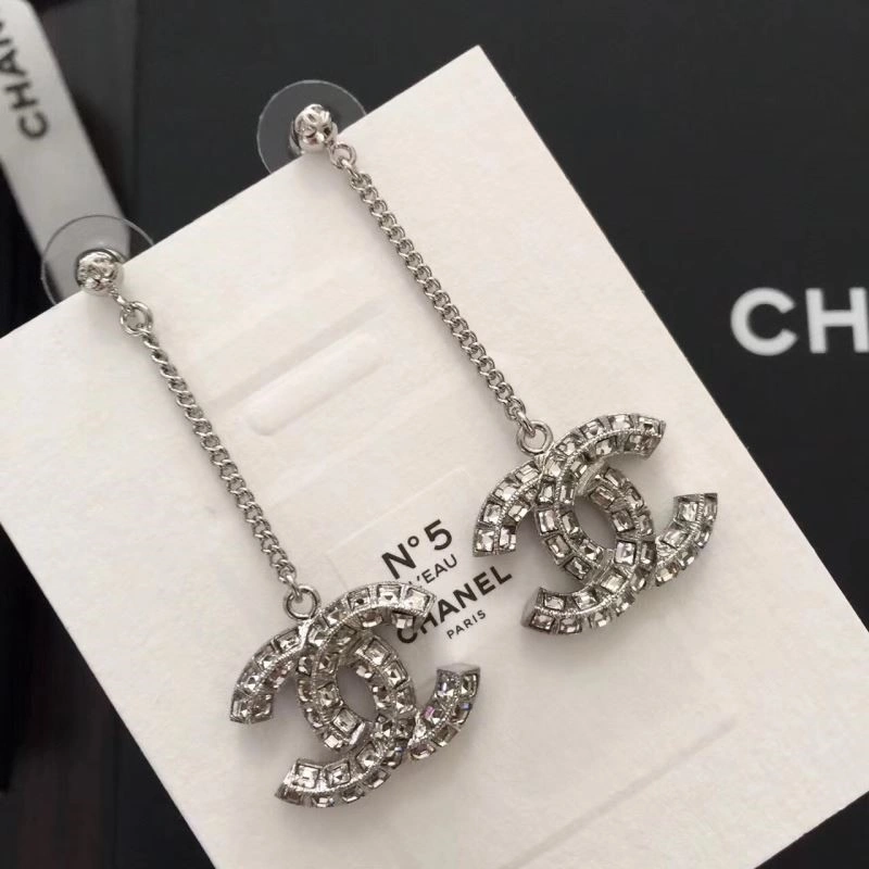 Practical Chanel Earrings 225426