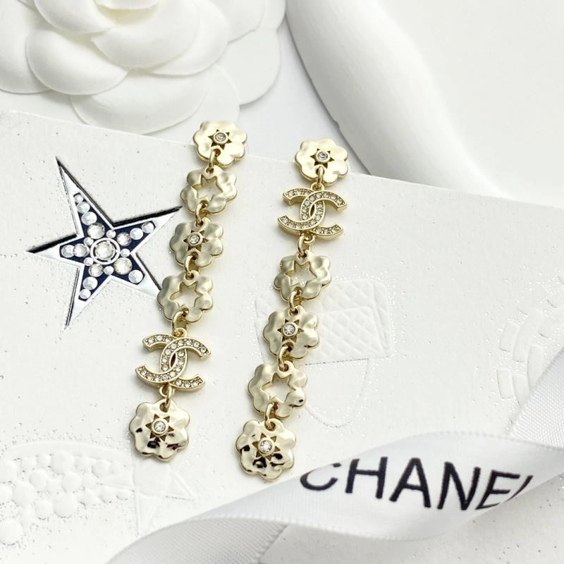 Chanel Earrings Compact 225413