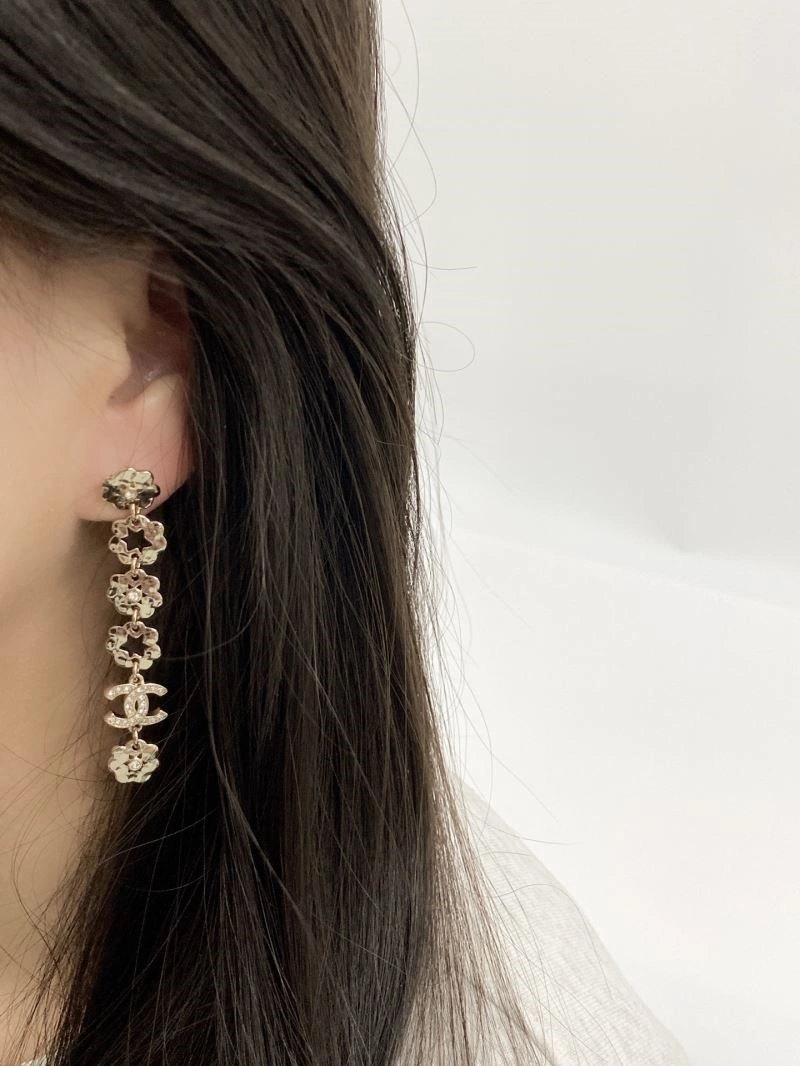 Chanel Earrings Compact 225413