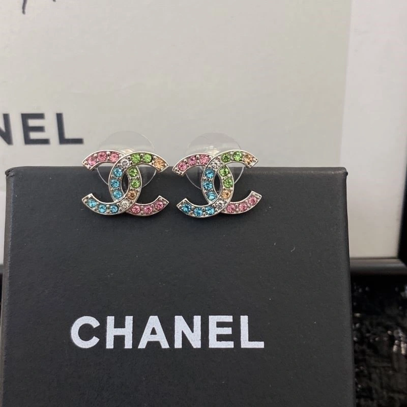 Comfortable Chanel Earrings 225401