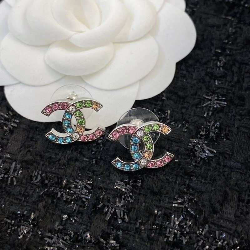 Comfortable Chanel Earrings 225401