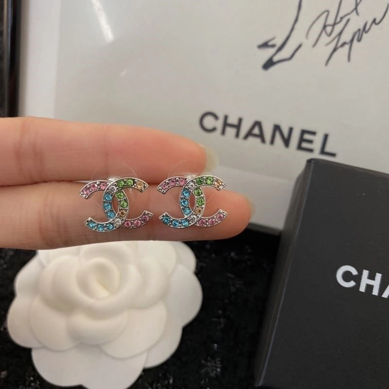 Comfortable Chanel Earrings 225401