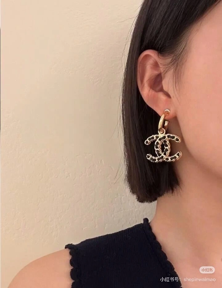 Chanel Earrings Supportive 225392