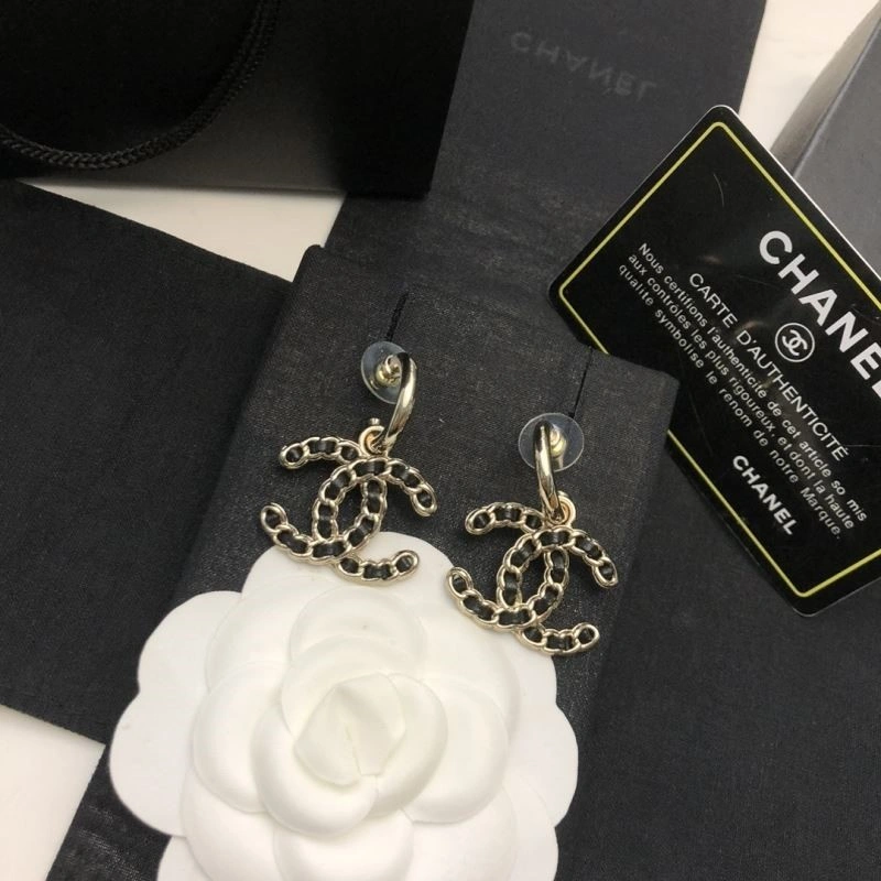Chanel Earrings Supportive 225392