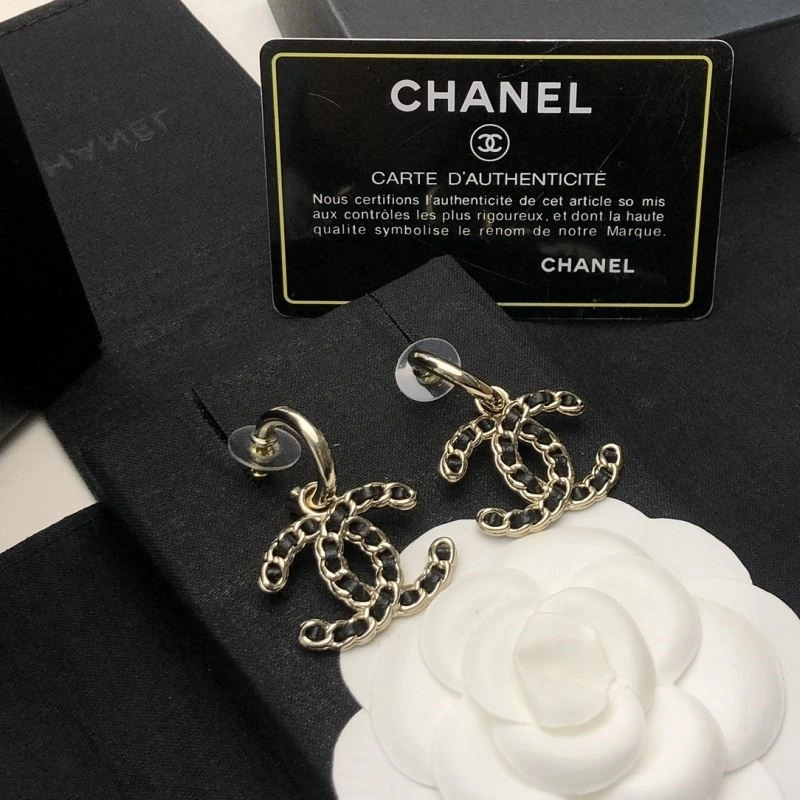 Chanel Earrings Supportive 225392