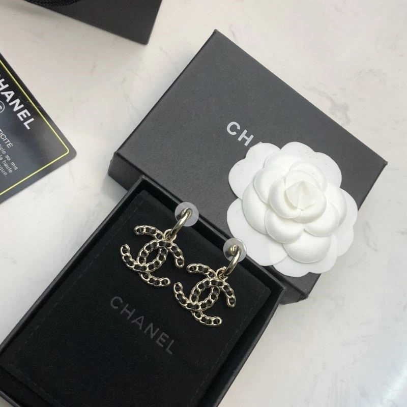 Chanel Earrings Supportive 225392