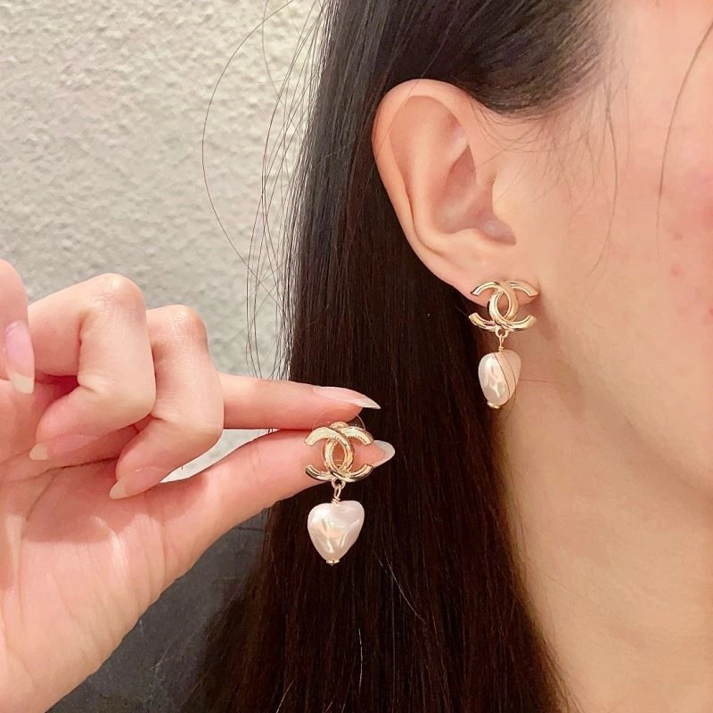 NewStyle Chanel Earrings 225389