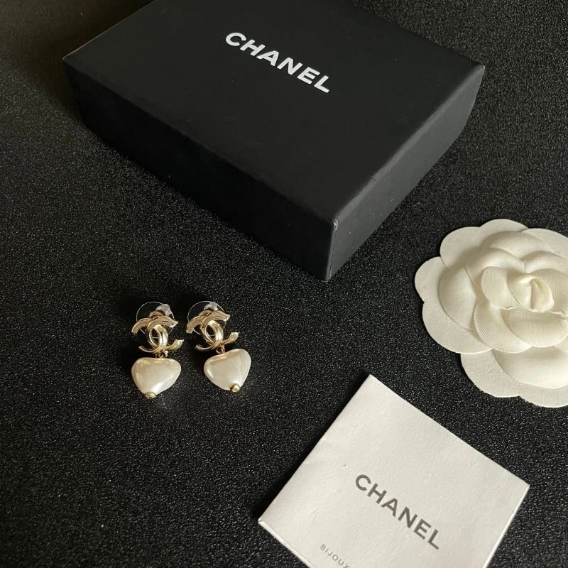 NewStyle Chanel Earrings 225389