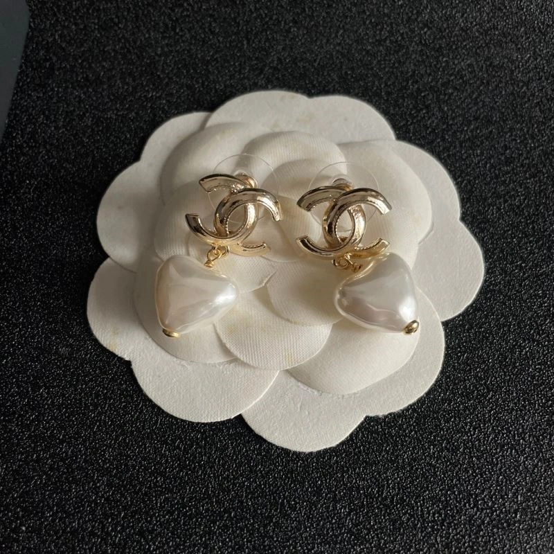 NewStyle Chanel Earrings 225389