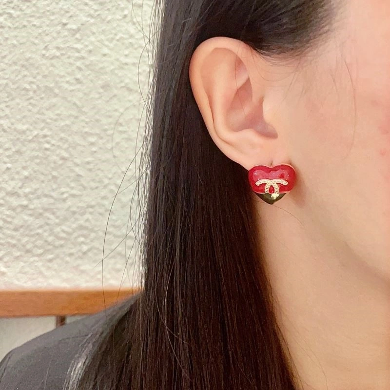 Supportive Chanel Earrings 225368