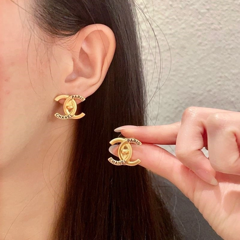 Chanel Earrings UrbanChic 225361