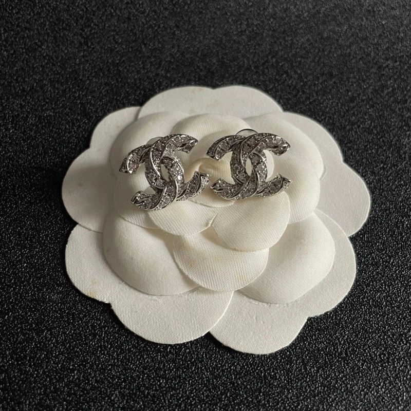 Chanel Earrings Effortless 225376