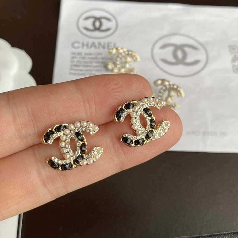 Chanel Earrings Neat 225433