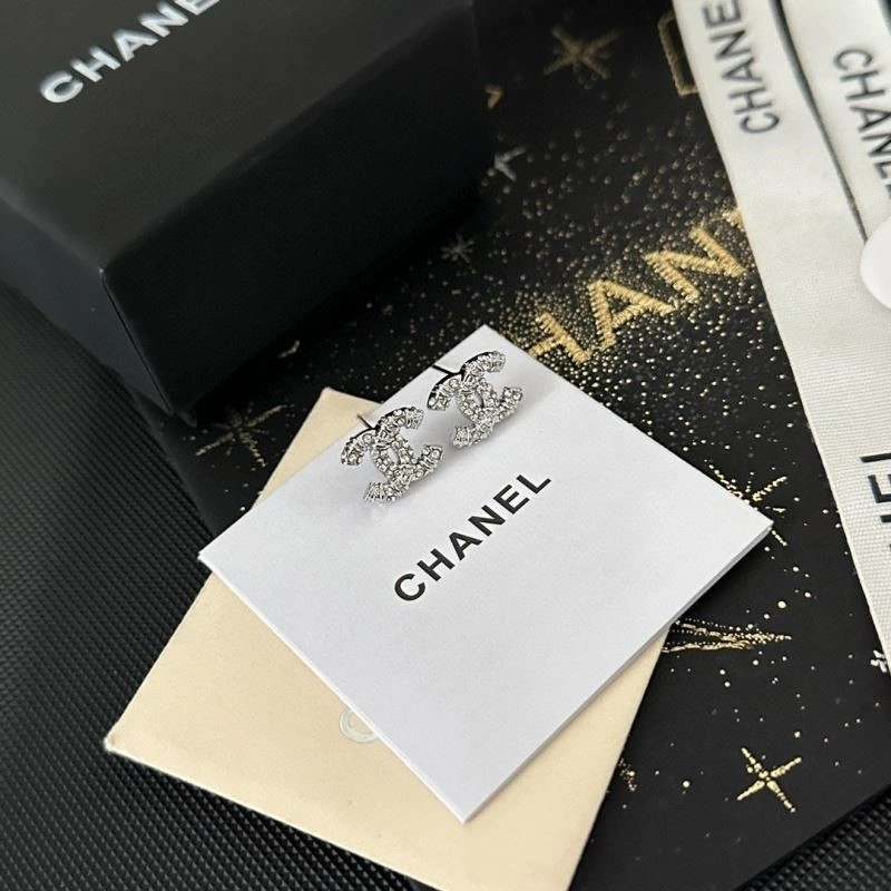 Chanel Earrings Durable 225360
