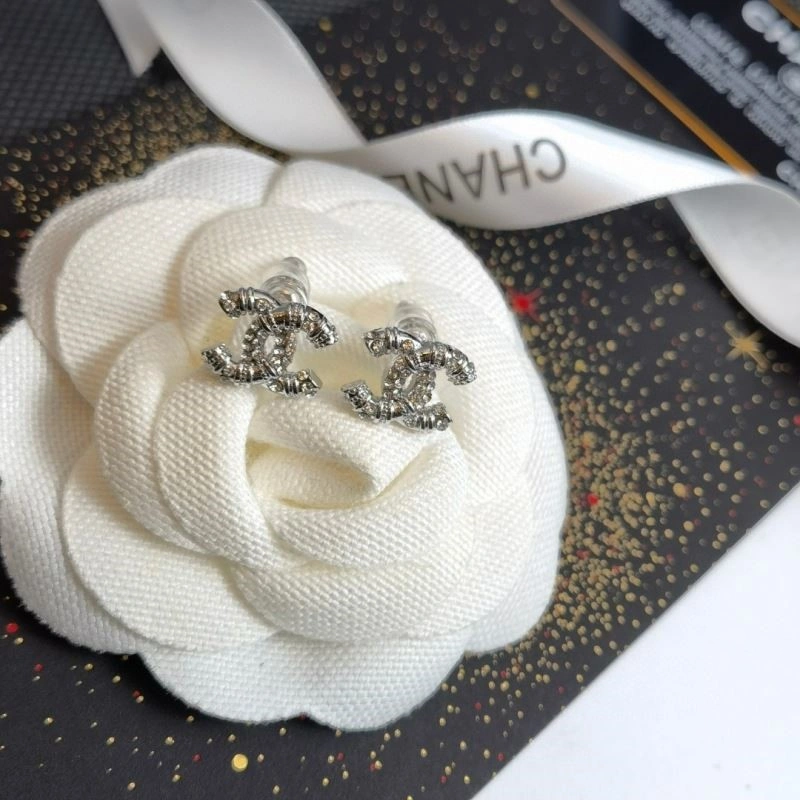 Chanel Earrings Durable 225360