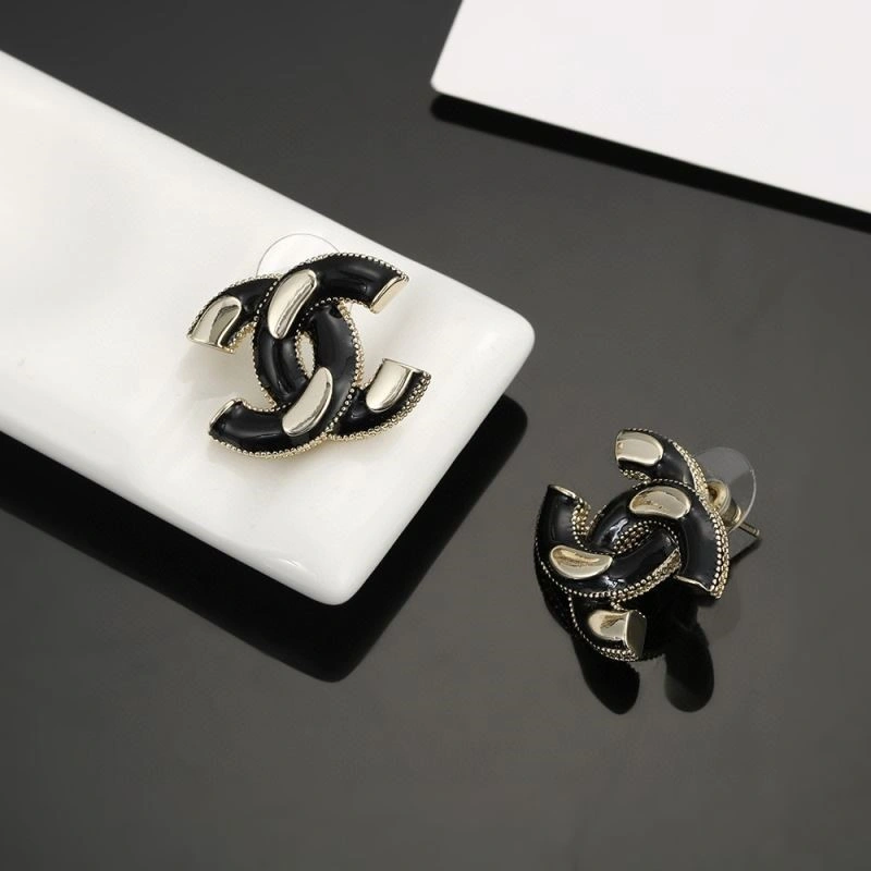 Chanel Earrings Refined 225329