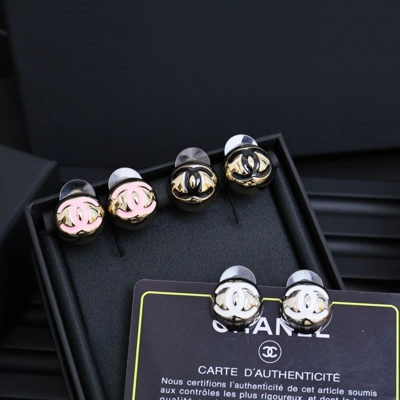 Chanel Earrings MoistureWicking 225336