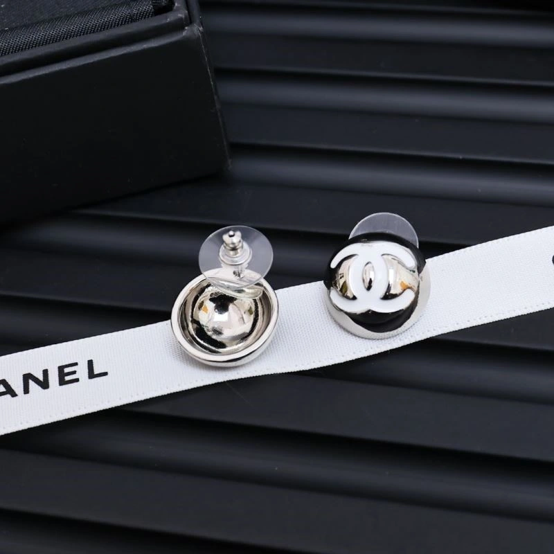 Chanel Earrings MoistureWicking 225336