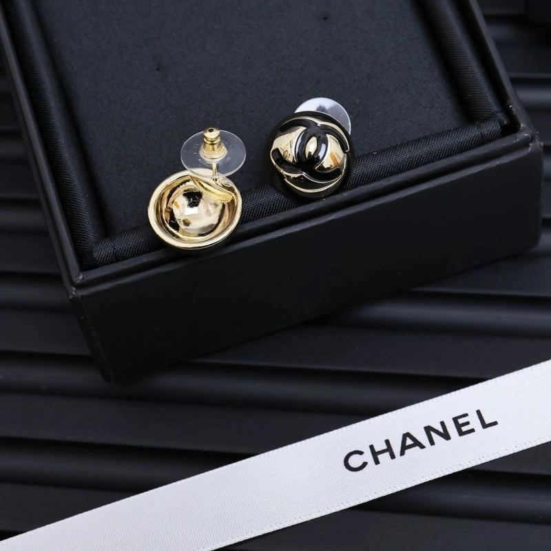 Chanel Earrings MoistureWicking 225336