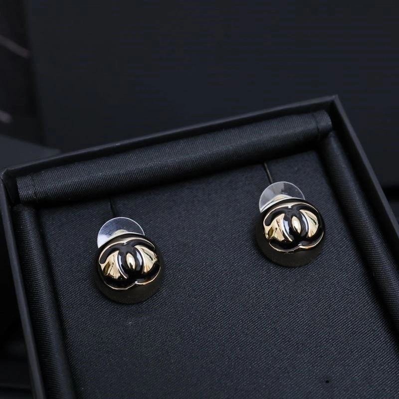 Chanel Earrings MoistureWicking 225336