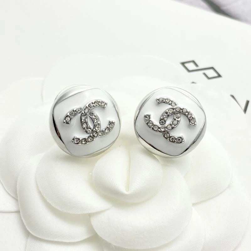 Affordable Chanel Earrings 225325