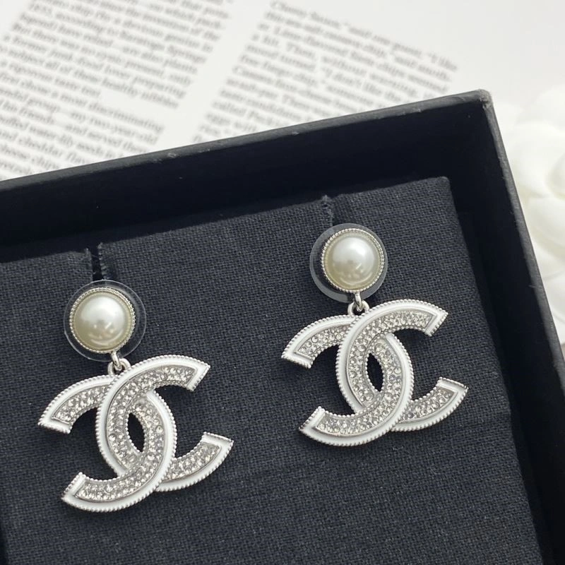 Chanel Earrings EyeCatching 225327