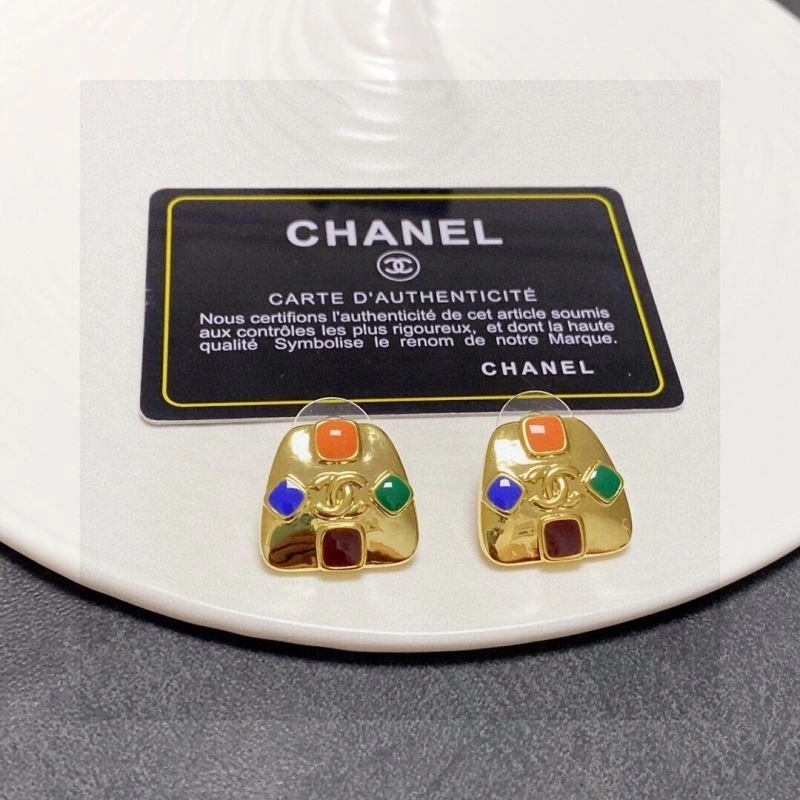 Chanel Earrings Affordable 225323
