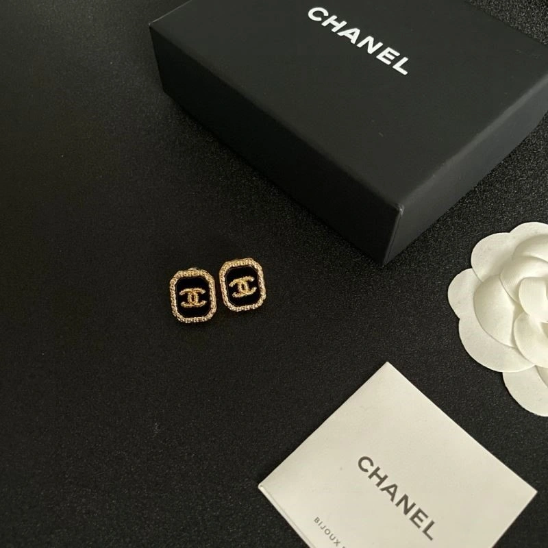 Chanel Earrings SmartChoice 225320