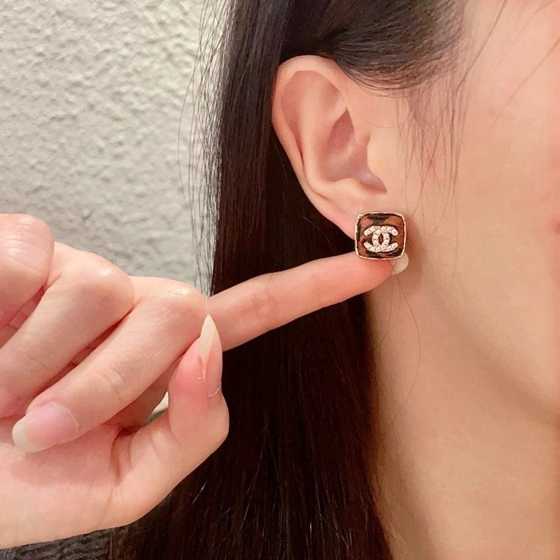 Chanel Earrings Practical 225324