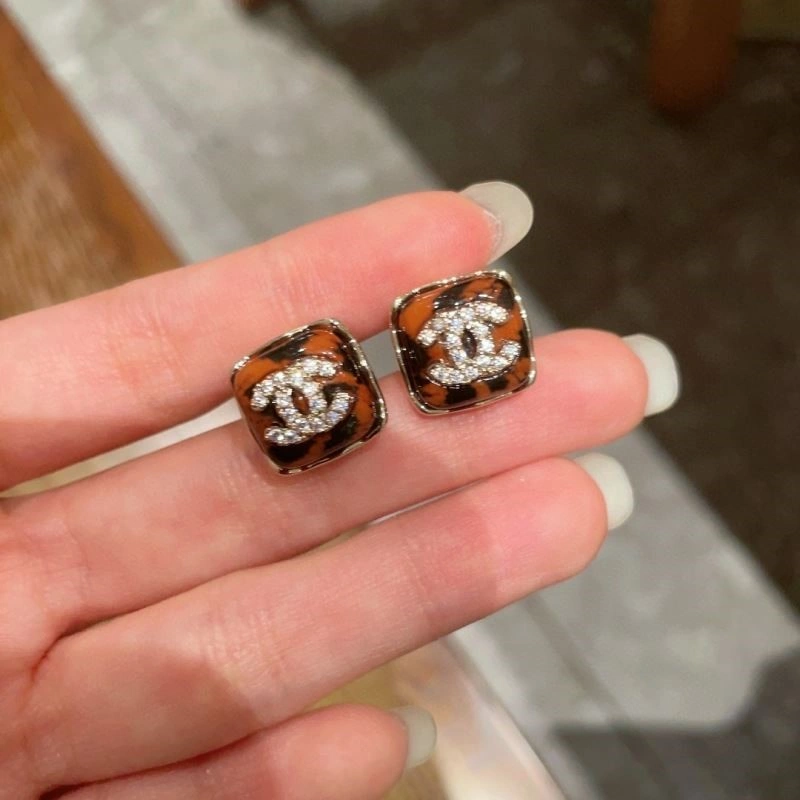 Chanel Earrings Practical 225324