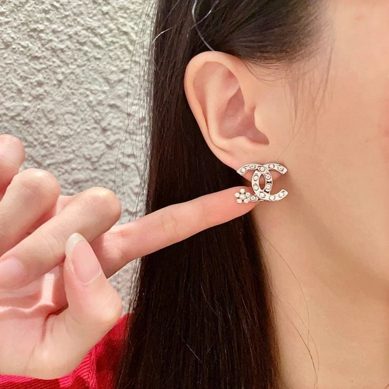 Resilient Chanel Earrings 225315