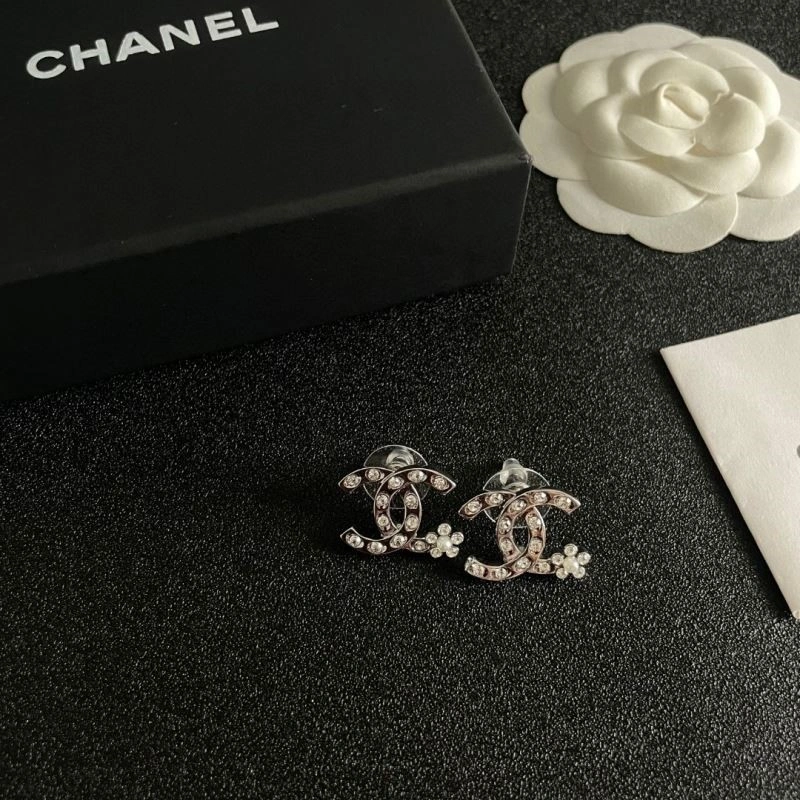 Resilient Chanel Earrings 225315